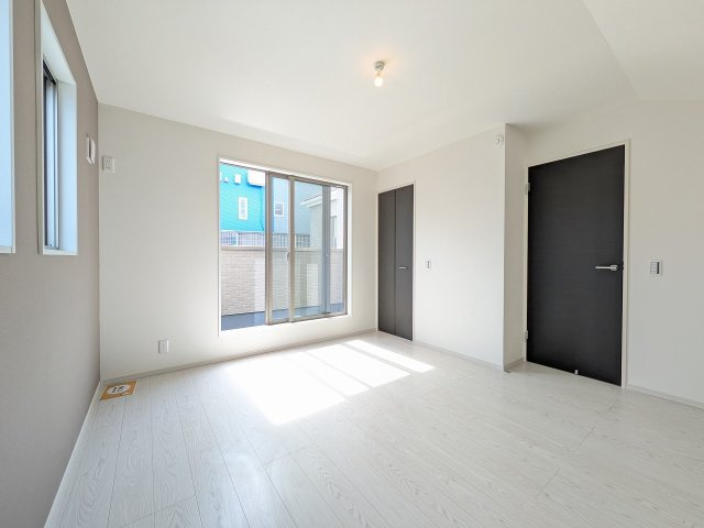 八王子市　館町　新築一戸建て　４期の収納|～ウォークインクローゼットでお荷物がスッキリ収まります～