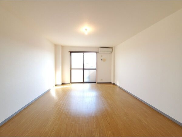 【寝室】 | ミルーム津福