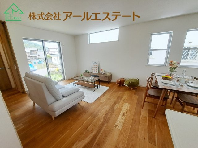 姫路市御立東1丁目　　中古戸建の内装