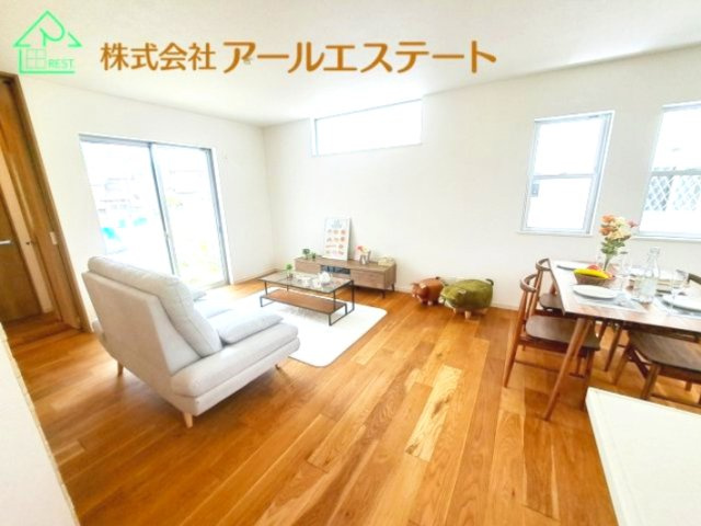 姫路市御立東1丁目　　中古戸建の内装