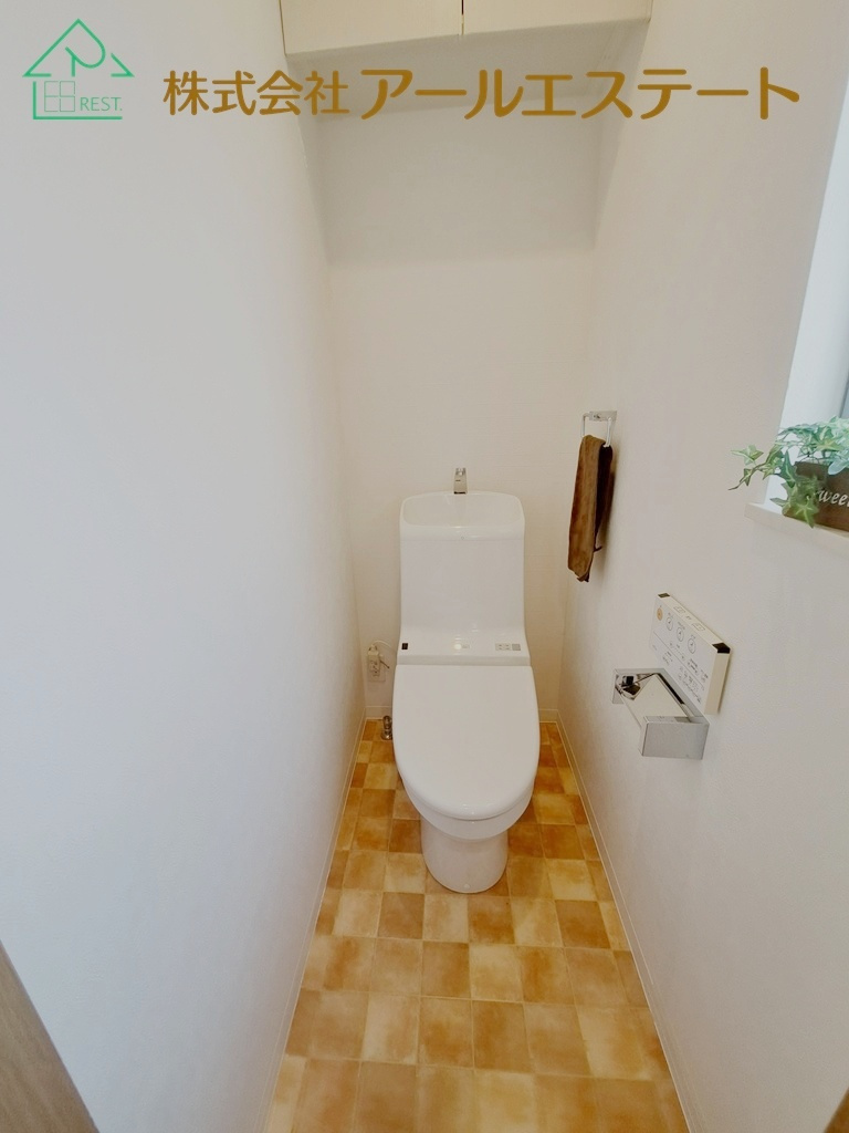 姫路市御立東1丁目　　中古戸建のトイレ