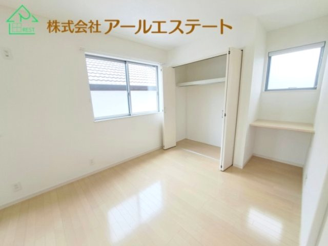 姫路市御立東1丁目　　中古戸建の寝室