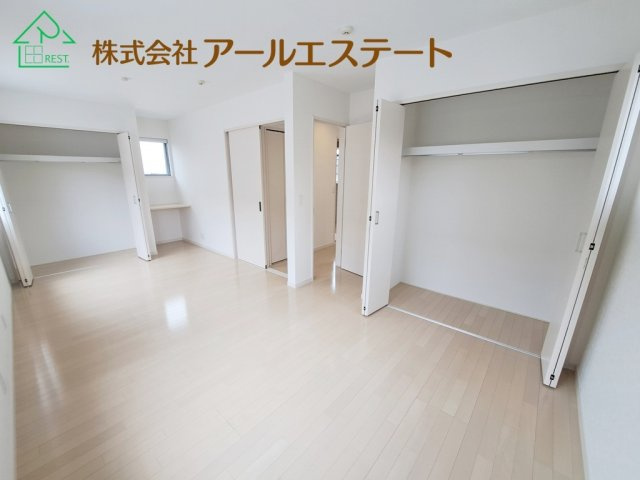 姫路市御立東1丁目　　中古戸建の寝室