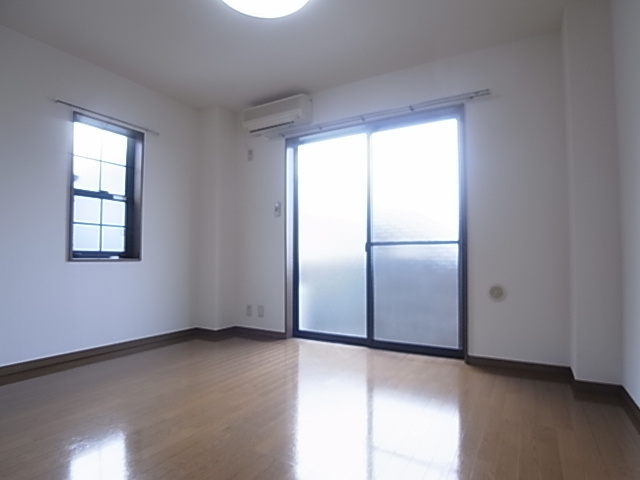 神戸市長田区大谷町３丁目の賃貸マンションの居間・リビング|リビング