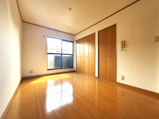 【寝室】 | gracia弐番館