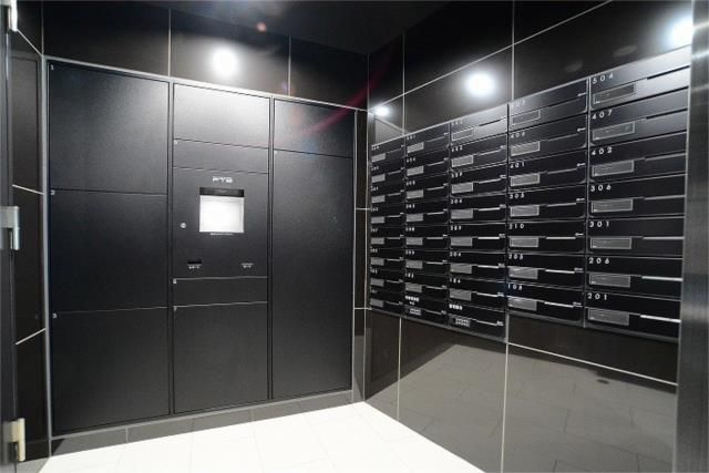 グランドコンシェルジュ三宿アジールコートのエントランス