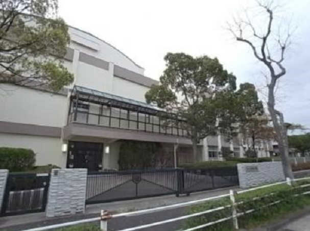 神戸市須磨区多井畑字筋替道のアパートの周辺|神戸市立多井畑小学校