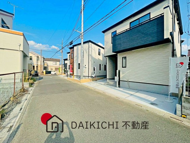 【前面道路含む現地写真】 | 桶川市上日出谷7期　GRAFARE　新築戸建　全9区画　1号棟