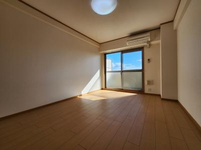 ガーレ花園の居間・リビング|洋室