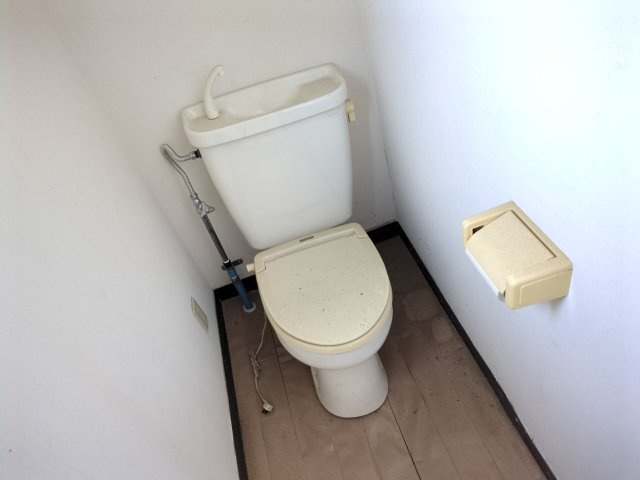 【トイレ】 | 東金市菱沼　店舗付き住宅