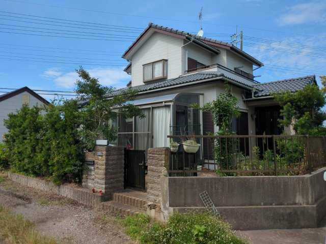 【外観】 | 東金市菱沼　店舗付き住宅