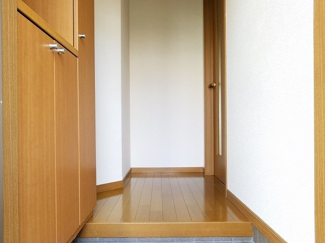 ポプラ－レｐａｒｔⅤの玄関