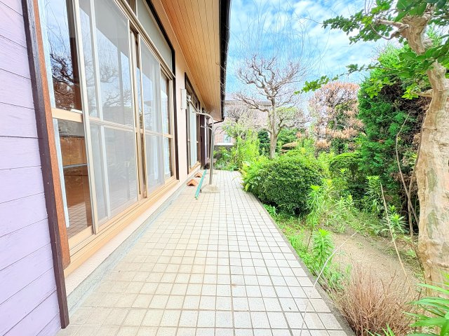 荒木町白口貸家の玄関