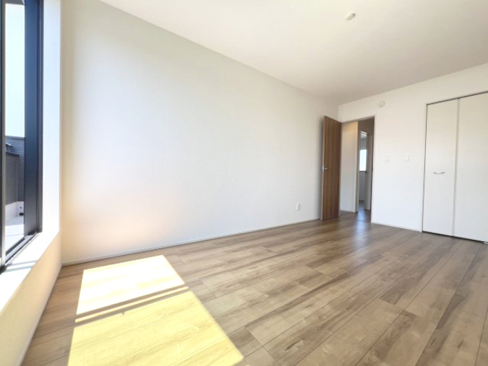 高浜市屋敷町2期　全4棟　2号棟の洋室|7.5帖洋室