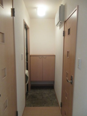 【玄関】 | クレール泉野