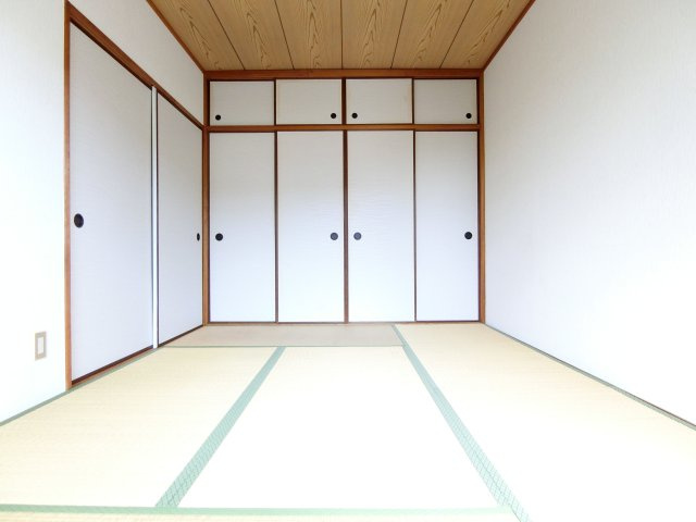 シティパレス狭山の和室