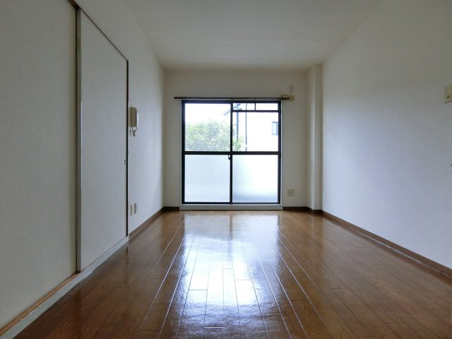 シティパレス狭山の居間・リビング