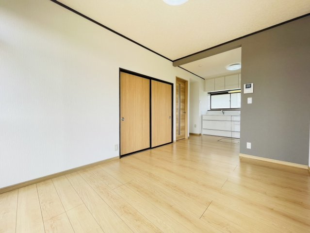 【居間・リビング】 | 前橋市粕川町深津　中古住宅
