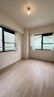 【寝室】 | サニークレスト宝塚 | 洋室