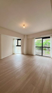 【寝室】 | サニークレスト宝塚 | 洋室