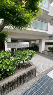 【エントランス】 | サニークレスト宝塚 | エントランス