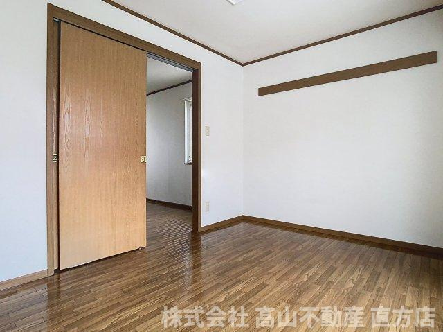 グラン・ソレイユＢの洋室