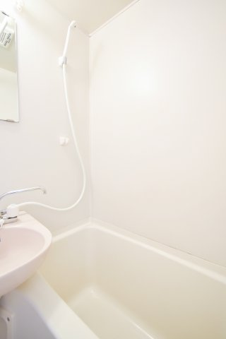 Ｃｉｅｌ　Ｂｌｅｕ並木の浴室|きれいなお風呂です