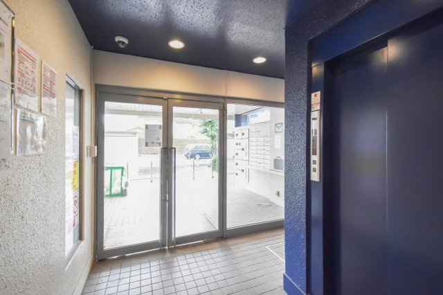 Ｃｉｅｌ　Ｂｌｅｕ並木のエントランス|エントランス・EV