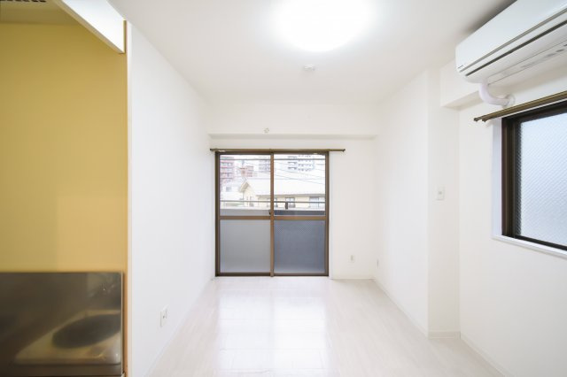 Ｃｉｅｌ　Ｂｌｅｕ並木の洋室|洋室です