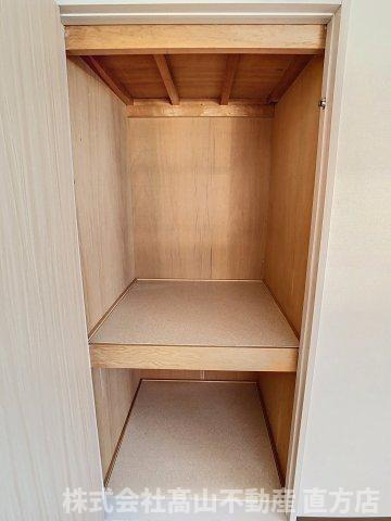 直方市大字知古のアパートの収納