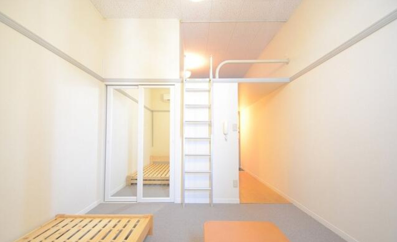 名古屋市西区歌里町　収益アパート　１Ｋ＋ロフト×12戸の洋室