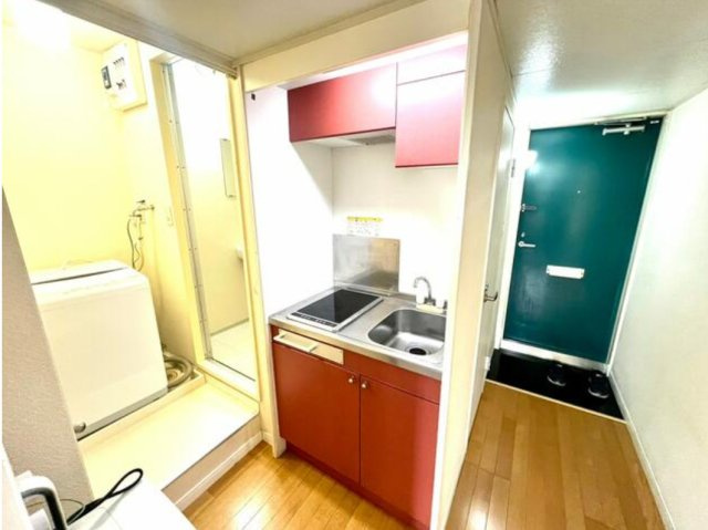 名古屋市西区歌里町　収益アパート　１Ｋ＋ロフト×12戸のキッチン