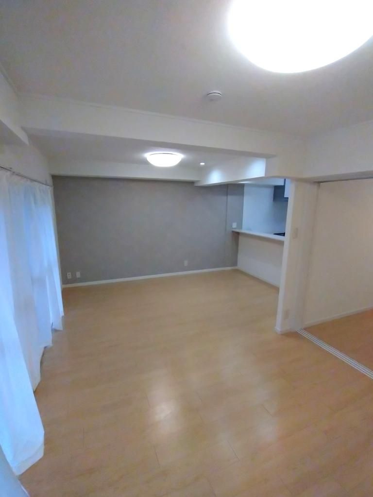 日野市三沢３丁目の中古マンションの居間・リビング