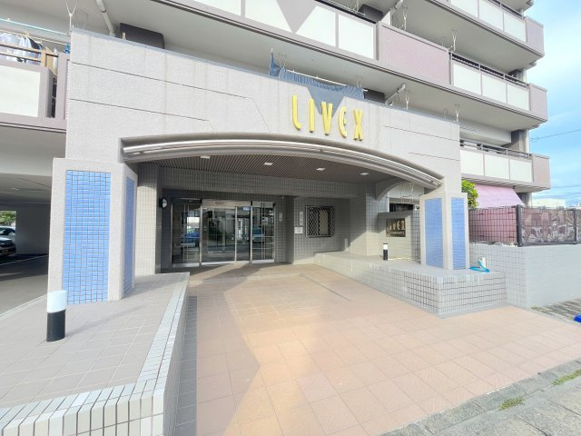 ユーハイム曰佐リベックスのエントランス