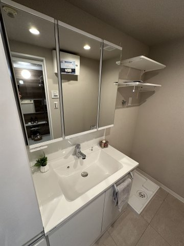 レクセル朝霞の独立洗面台|独立洗面台です