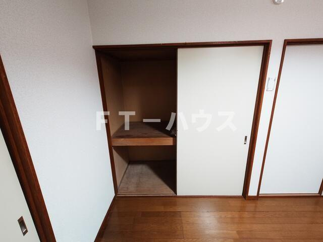 岡田テラスハウスの収納