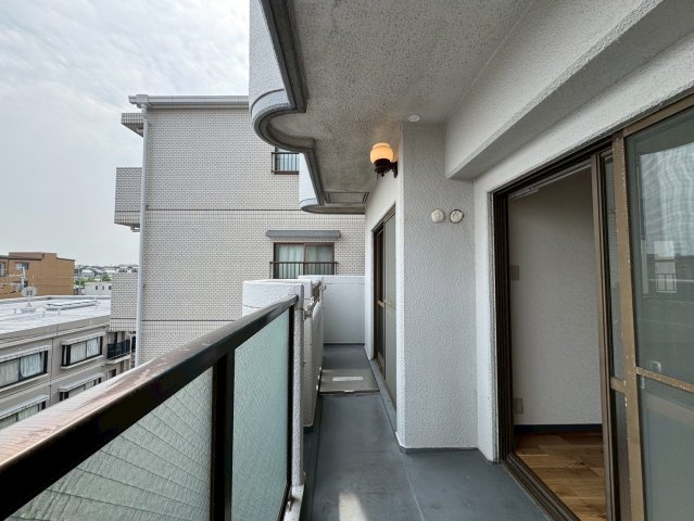 ライゼックス豊中のバルコニー