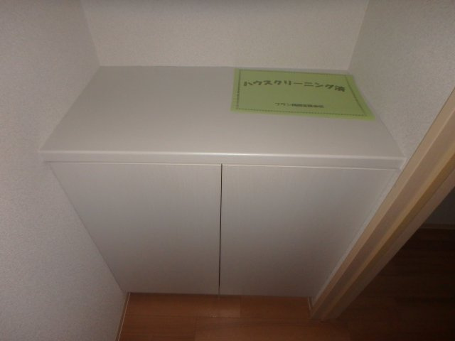 ガーディニアシティ稲荷町の玄関