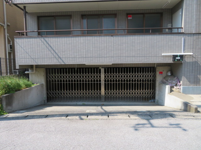 川口市前上町の店舗事務所