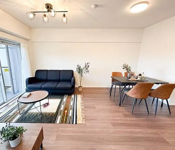 アーベイン朝霞リーデンスの居間・リビング