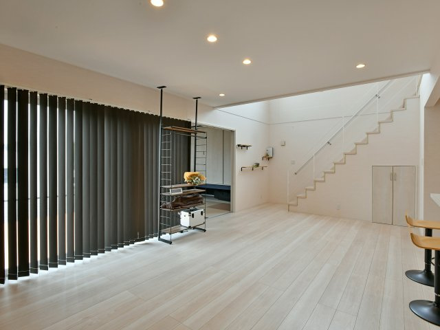 【居間・リビング】 | 瀬戸市塩草が丘一丁目