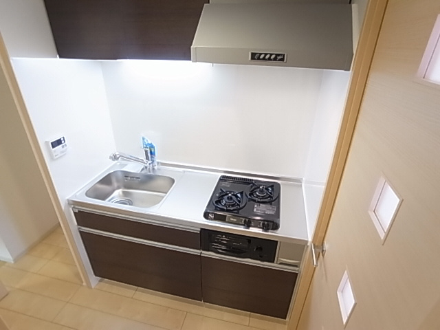 神戸市長田区長田町２丁目の賃貸マンションのキッチン|システムキッチン（ガス２口）