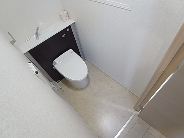 神戸市長田区長田町２丁目の賃貸マンションのトイレ|ウォッシュレット付トイレ