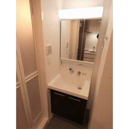 ダウンタウンレジデンスの独立洗面台