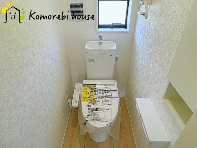 川島町伊草　第2　新築一戸建て　クレイドルガーデン　02のトイレ|シンプルで使いやすいトイレです