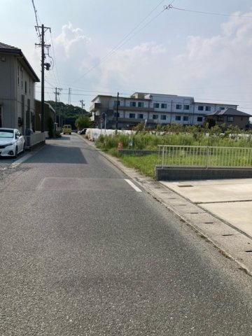 分譲地　豊川市本野町西浦21番3　区画Bの外観|南側道路