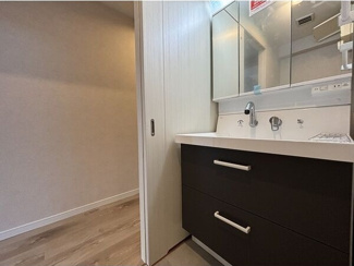  | VIVIENDA栄(ヴィヴィエンダ栄)