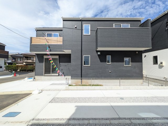 八王子市　館町　新築一戸建て　４期の外観|～狭間駅徒歩15分の開発分譲住宅　全棟2台駐車可能　ZEH水準の省エネ住宅～