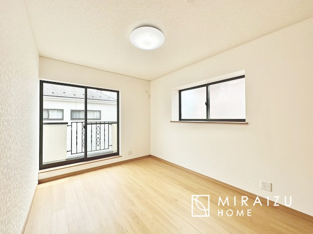 【子供部屋】 | 建物完成につき、実際のお部屋をごゆっくりご見学いただけます。お休みの日にご家族で見学はいかがでしょう。