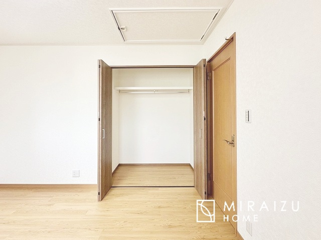 【収納】 | プライバシー性と開放感を高める住環境。陽当たりの良い開かれたロケーションを活かし、心地よい暮らしをプランニング